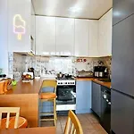 아파트 Comfort Of With Charming View