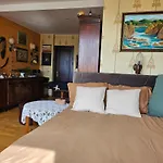 Comfort Of With Charming View 아파트